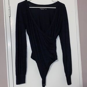 Size M V-neck sweater‎ bodysuit from Abercrombie